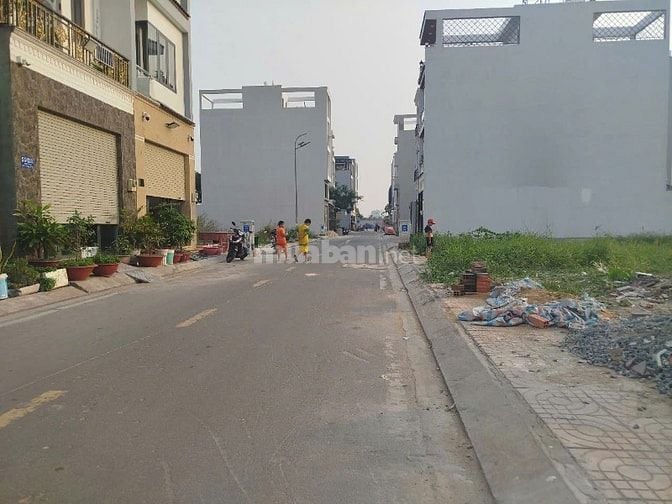 SỐC! 75,6m2 đường 8m ngay Hương Lộ 2 nối dài. Giá tốt thu hồi vốn