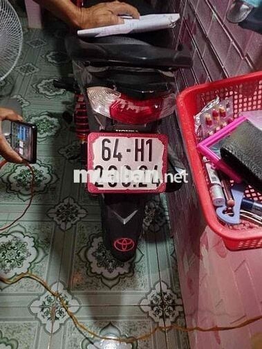 cần bán xe blade đỏ đen ít đi xe còn mới chính chu