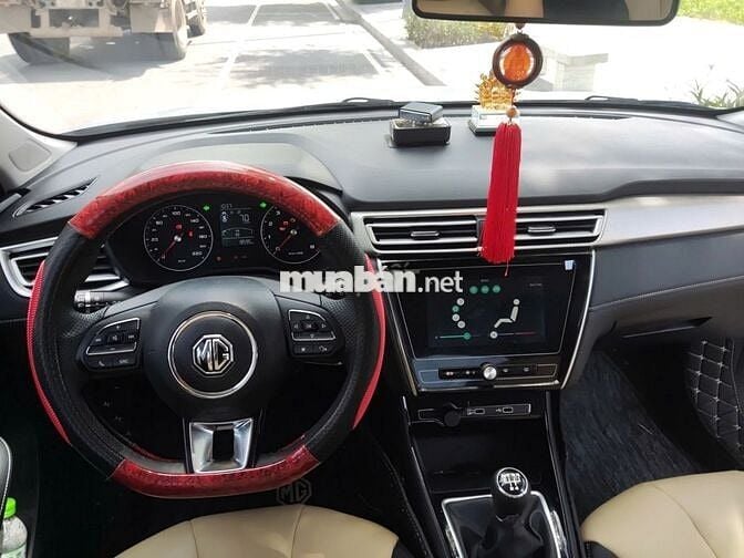 New MG5 MT sx 2024 màu trắng