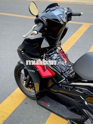 Airblade 125 4Val mẫu 2023 1chủ ít đi8000km zin100