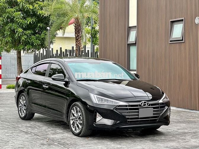 Hyundai Elantra 2.0 AT 2021 - MÀU ĐEN