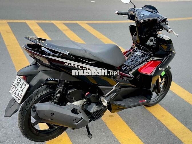 Airblade 125 4Val mẫu 2023 1chủ ít đi8000km zin100