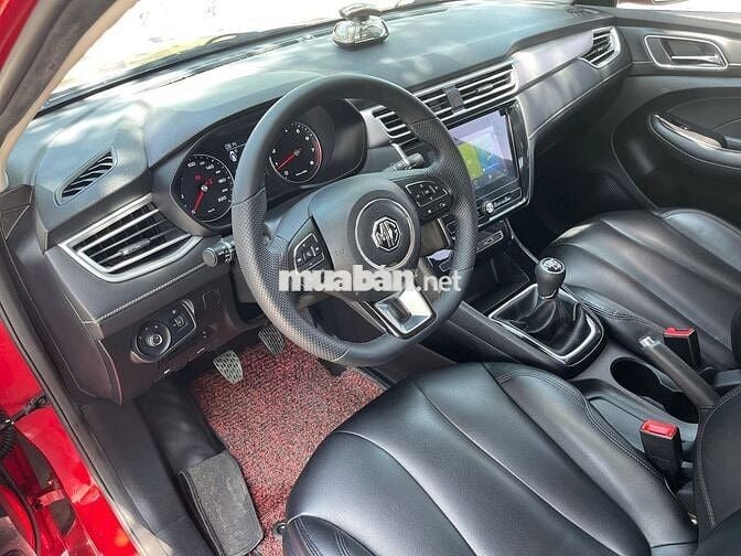 MG5 2023 MT số sàn màu đỏ