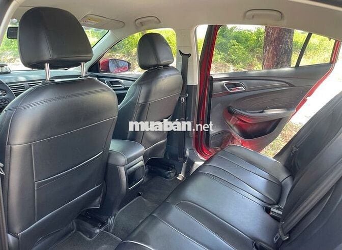 MG5 2023 MT số sàn màu đỏ