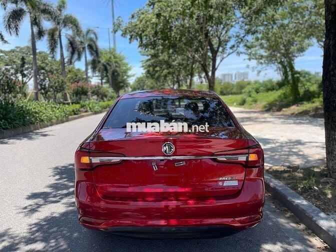 MG5 2023 MT số sàn màu đỏ