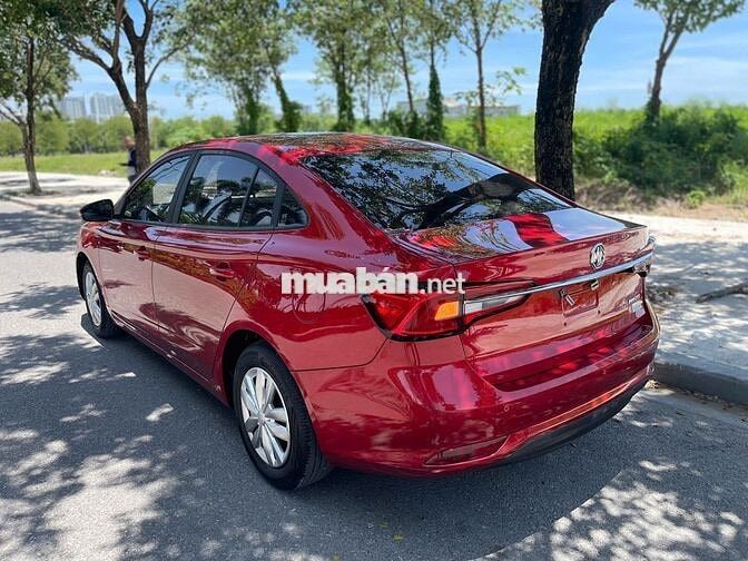 MG5 2023 MT số sàn màu đỏ