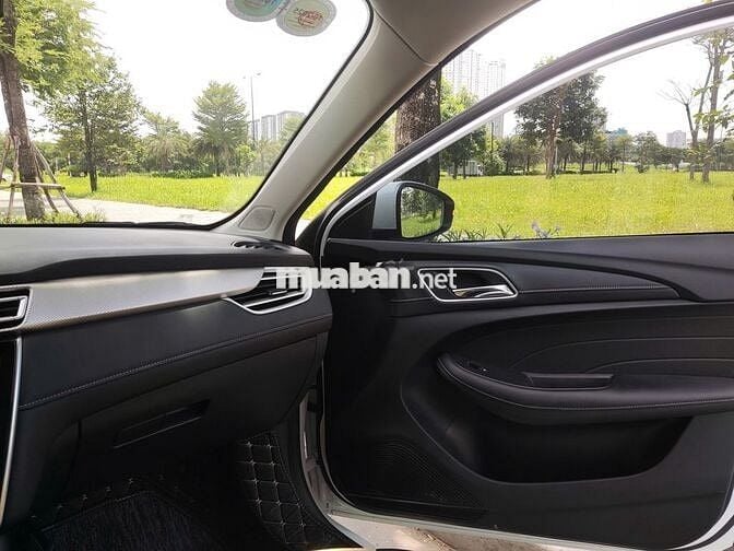 New MG5 MT sx 2024 màu trắng
