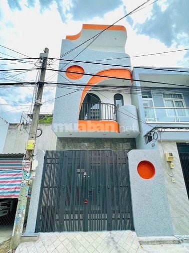 Chủ gửi  Bán Nhà mới 115m2 hẻm 47 Trường Lưu, P Long Trường 