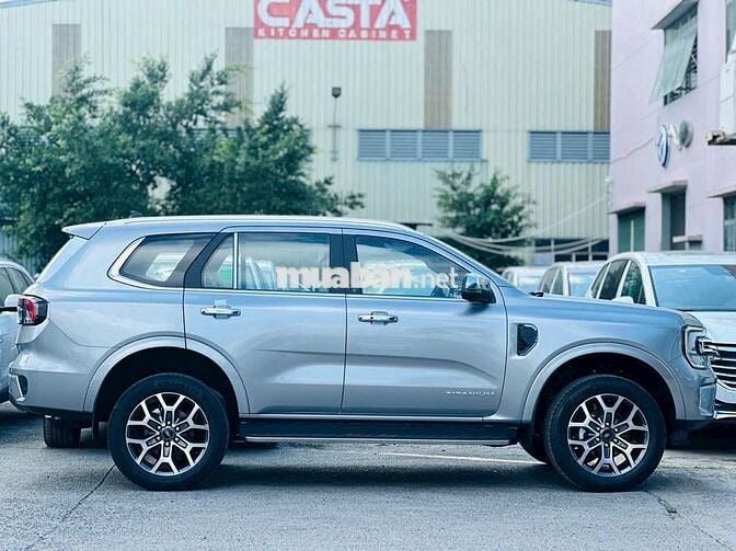 Ford Everest 2025 Ambiente 2.0L 4x2 AT