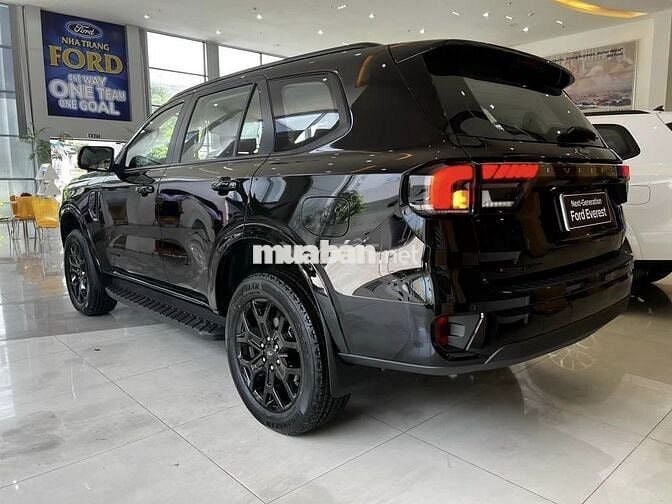 Ford Everest 2025 Ambiente 2.0L 4x2 AT