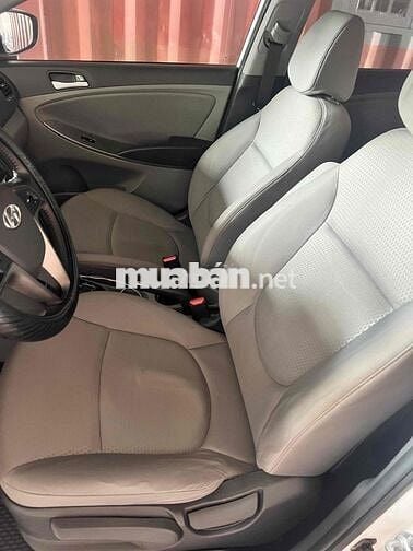 Hyundai Accent 2015 1.4 AT Hatchback - 98000 km