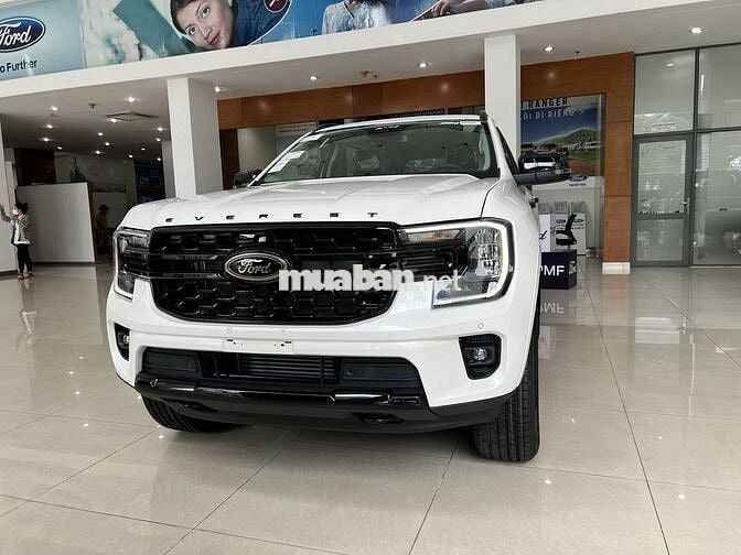 Ford Everest 2025 Ambiente 2.0L 4x2 AT