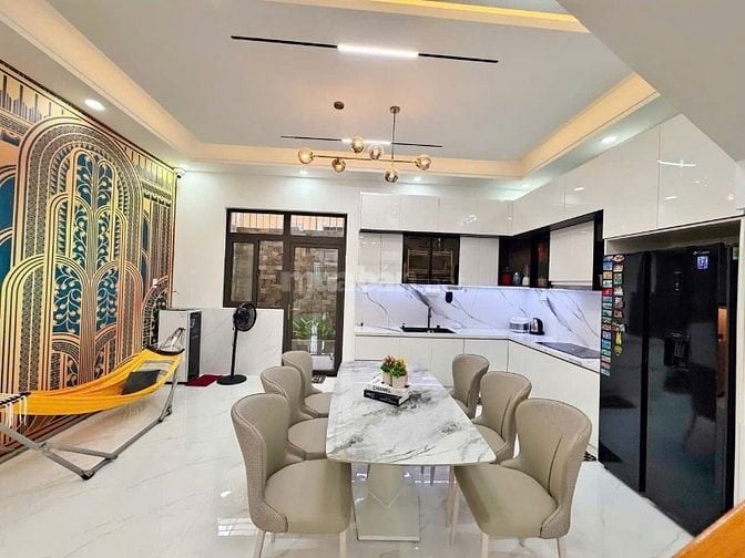 NHÀ PHỐ 1 TRỆT 2 LẦU – SHR – 80M² – GIÁ 2 TỶ 5 – NGAY TRUNG TÂM TÂN AN