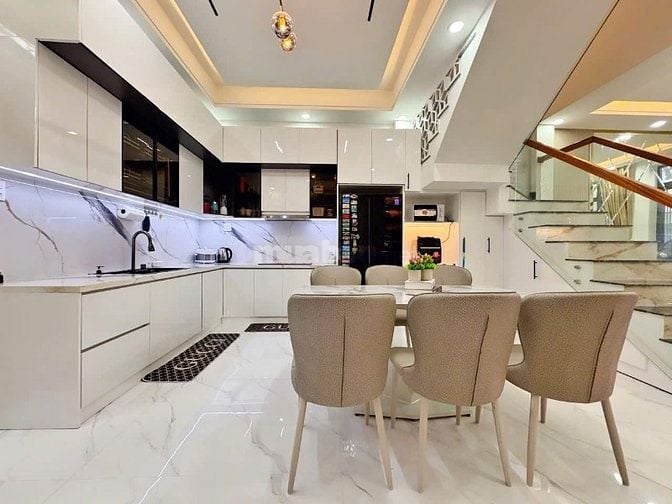 NHÀ PHỐ 1 TRỆT 2 LẦU – SHR – 80M² – GIÁ 2 TỶ 5 – NGAY TRUNG TÂM TÂN AN