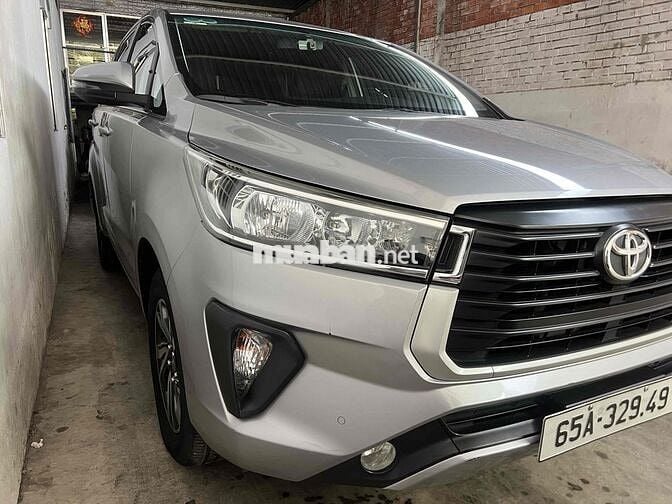 Toyota Innova 2021 2.0E - 102000 km