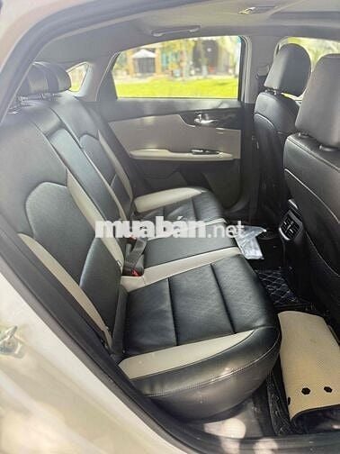 Kia K3 2023 Luxury 1.6 AT - 30000 km