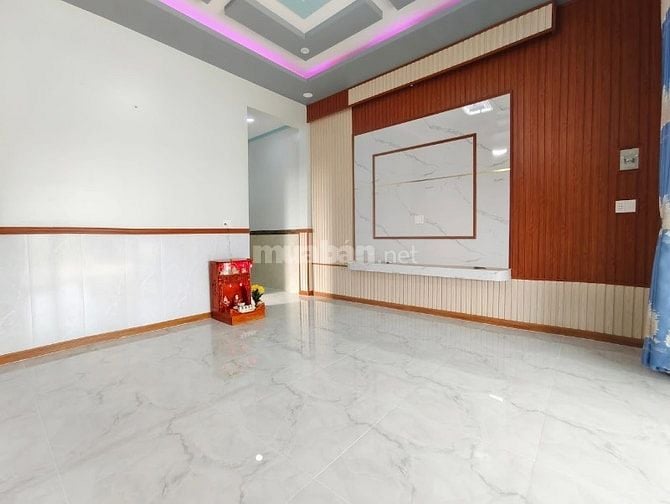 Nhà mới xây 1 xẹt đường lục viên, huyện đức hòa long an giá 2,2 tỷ