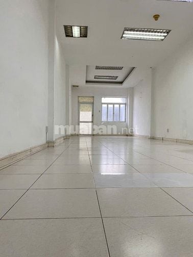 Cho thuê nhà mặt tiền Ký Con, Quận 1, Vị trí kinh doanh sầm uất, 4x20m