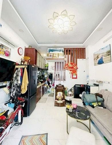 Bán gấp nhà 3 tầng,cạnh Lũy Bán Bích - Dt nhiều 60m2 -  Hẻm1/ - Hơn 4t