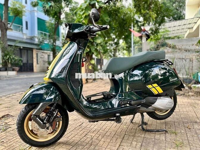 Bán Vespa GTS 300 HPE 2020 full đồ chơi