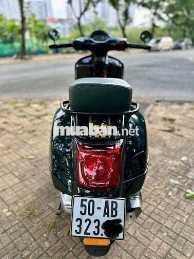 Bán Vespa GTS 300 HPE 2020 full đồ chơi
