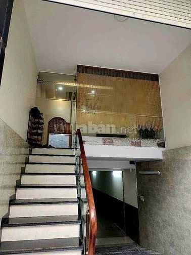 Siêu Phẩm nhà đẹp khu đường Hoa, Phú Nhuận .Ngang 5m, có hầm - giá 35 