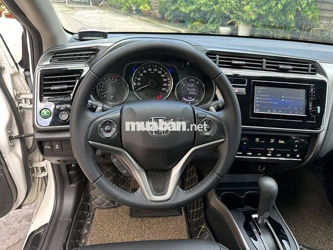 Honda City Top 2020 số tự động màu trắng
