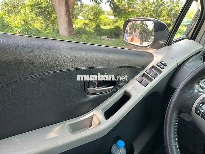 Toyota Yaris 2011 1.5 AT nhập khẩu xe cực chất