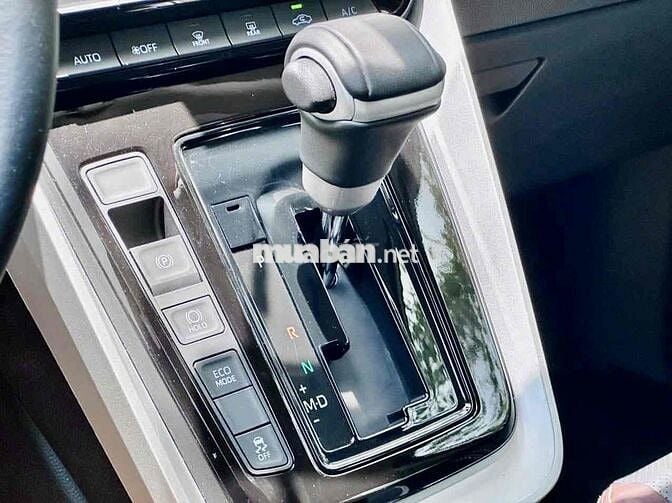 Toyota Innova Cross Đky 2/2025 - 2500 km LikeNew