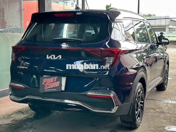 Kia Carens 2023 1.5G Luxury - 20000 km
