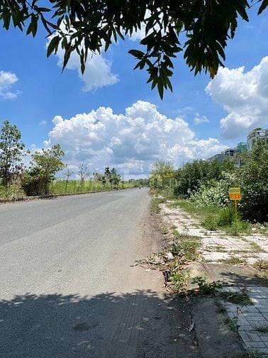 Cần bán đất DT:5x18 mặt tiền Trương Gia Mô vị trí thương mại hiếm có.