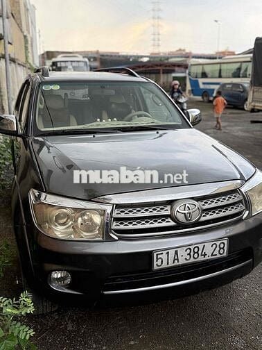 Toyota Fortuner 2017 2.7V 4x4 - 150000 km