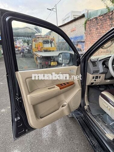 Toyota Fortuner 2017 2.7V 4x4 - 150000 km