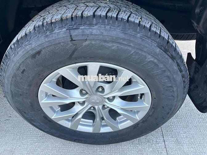 Mitsubishi Pajero Sport 2016 D 4x2 MT - 50000 km