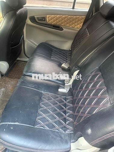 Toyota Innova 2014 2.0J - 130000 km