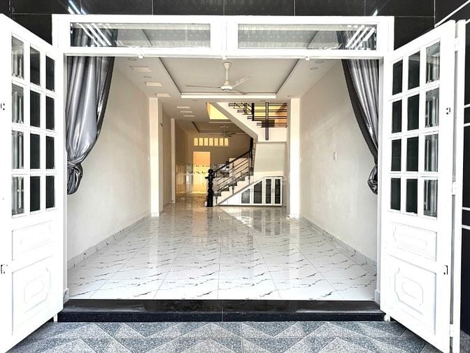 Bán nhà Mặt Tiền Đường thông Thạnh Xuân 33, Quận 12. Gía Tốt.