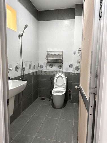 Bán nhà Mặt Tiền Đường thông Thạnh Xuân 33, Quận 12. Gía Tốt.