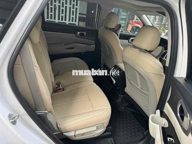 Kia Sorento 2022 Premium 2.2 AT AWD - 42000 km