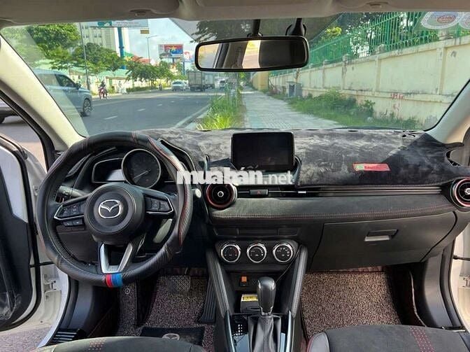 CẦN BÁN XE MAZDA 2 1.5 AT CUỐI 2024 TRÙM MỀN.