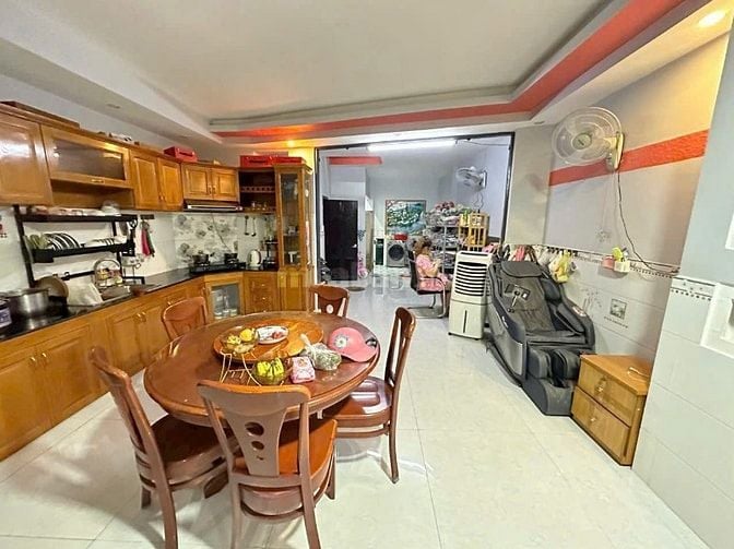 Bán nhà 2 Mặt tiền , 2 căn 6 tỷ 900 TL , Bình Thành