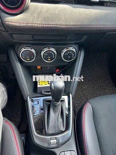 CẦN BÁN XE MAZDA 2 1.5 AT CUỐI 2024 TRÙM MỀN.