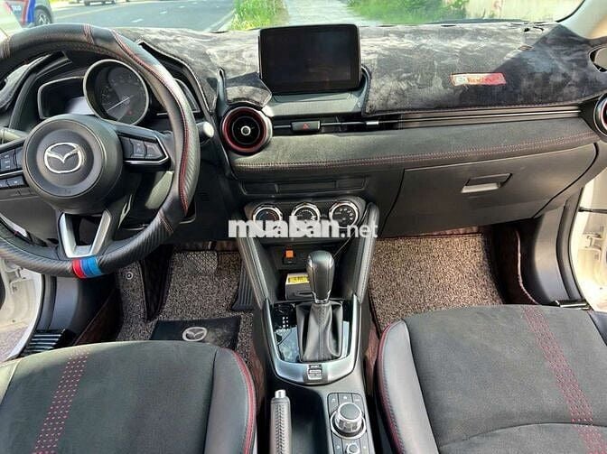 CẦN BÁN XE MAZDA 2 1.5 AT CUỐI 2024 TRÙM MỀN.