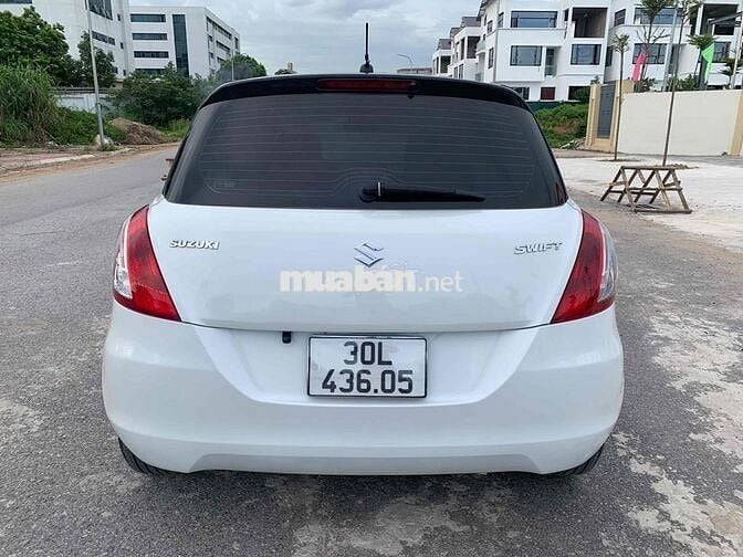 Suzuki Swift 2016 xe gia đình dùng còn mới