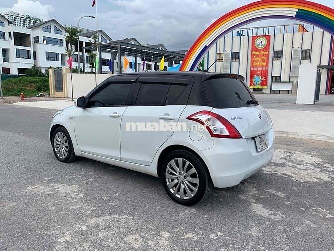 Suzuki Swift 2016 xe gia đình dùng còn mới