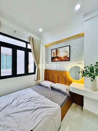 Siêu phẩm 3 TẦNG mới 42/ Hồ Văn Huê, Phú Nhuận cách mặt tiền 15m