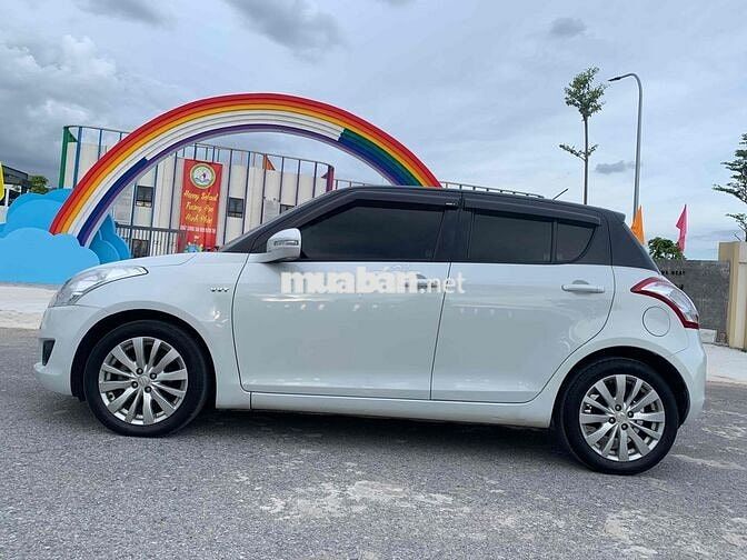 Suzuki Swift 2016 xe gia đình dùng còn mới