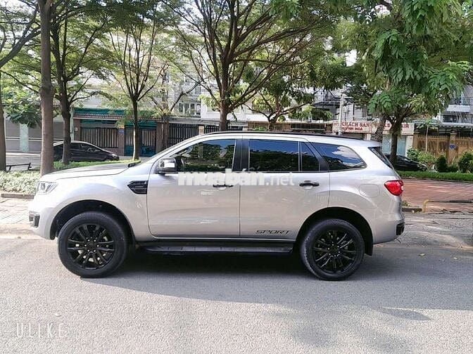 Ford Everest Sport sx 2021 lướt