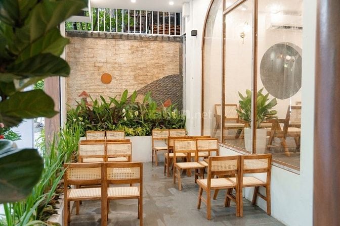CHO THUÊ NHÀ LÔ GÓC TT CẦU GIẤY - PHỐ NGUYỄN THỊ ĐỊNH - 520M2