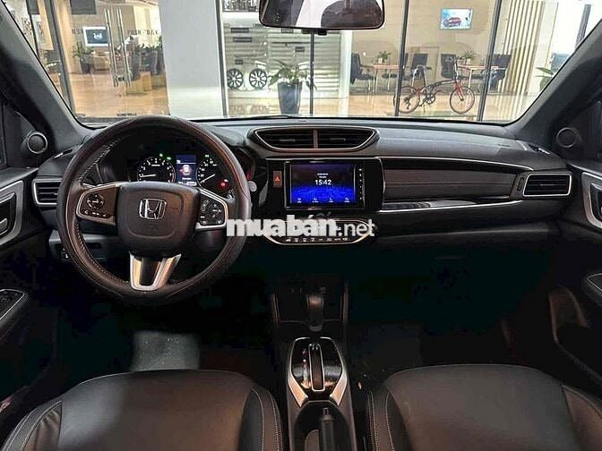 Honda BR-V 2024 L - 4500 km