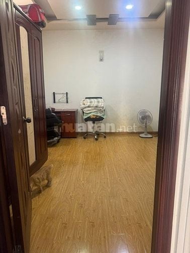 Cho thuê nhà đường Phan Xích Long, Phường 2, Quận Phú Nhuận